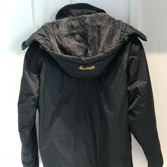 Winter Coat - Picture 2 of 6